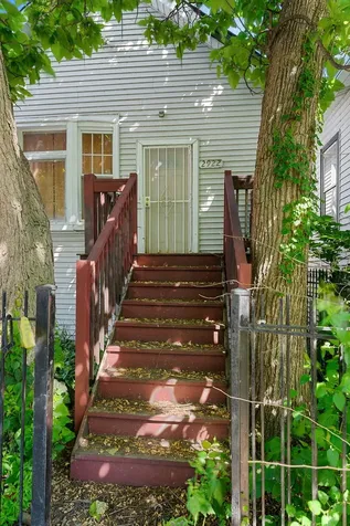 2922 East 78th Place Chicago IL 60649