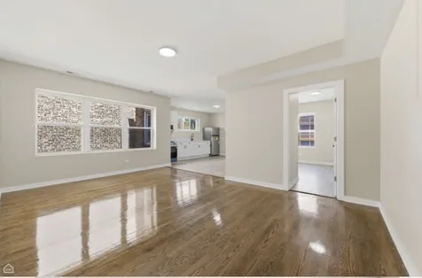 7741 South Phillips Avenue Chicago IL 60649