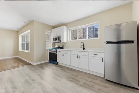 7741 South Phillips Avenue Chicago IL 60649