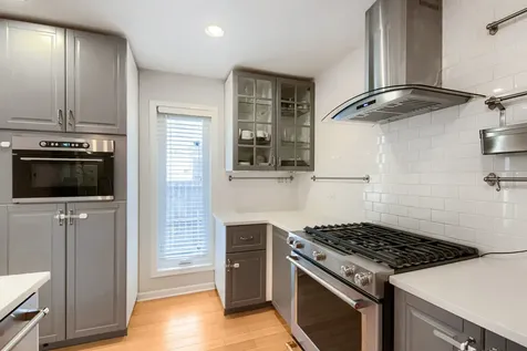 4647 North Kenmore Avenue Chicago IL 60640