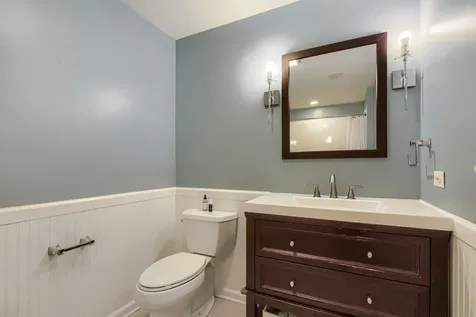 4647 North Kenmore Avenue Chicago IL 60640