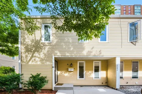 4647 North Kenmore Avenue Chicago IL 60640