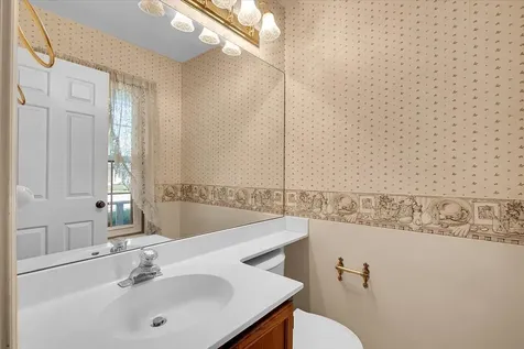 1735 Portsmith Lane Arlington Heights IL 60004