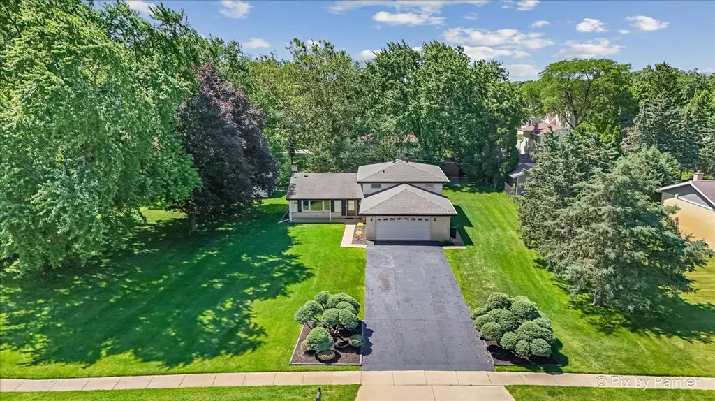 113 West Monterey Avenue Schaumburg IL 60193