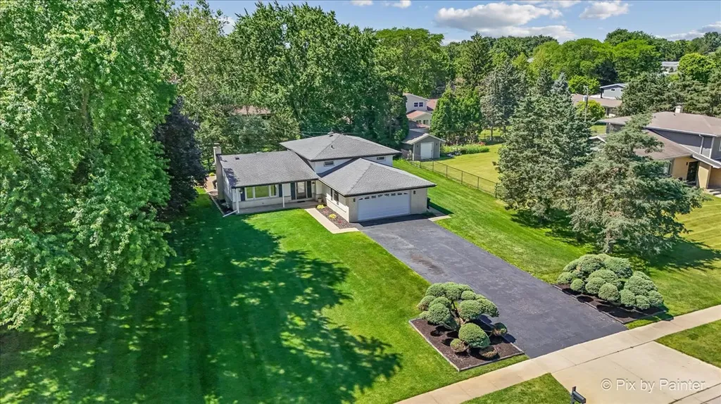 113 West Monterey Avenue Schaumburg IL 60193