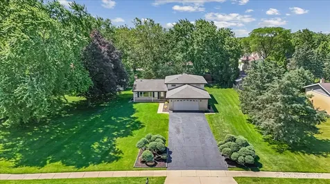 113 West Monterey Avenue Schaumburg IL 60193