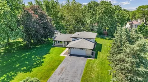 113 West Monterey Avenue Schaumburg IL 60193
