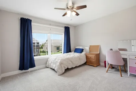 1113 Ashford Court Mahomet IL 61853