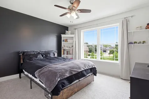 1113 Ashford Court Mahomet IL 61853