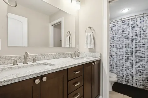 1113 Ashford Court Mahomet IL 61853