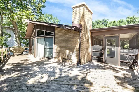 407 Holiday Drive Lake Holiday IL 60552