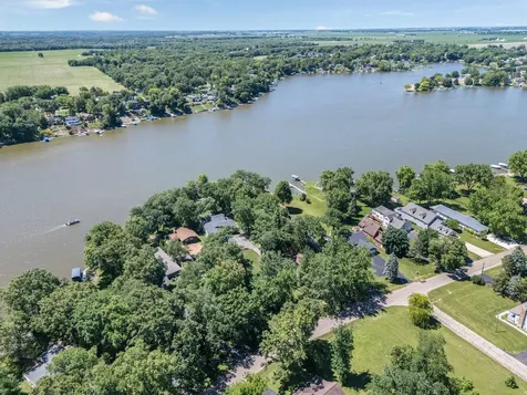 407 Holiday Drive Lake Holiday IL 60552