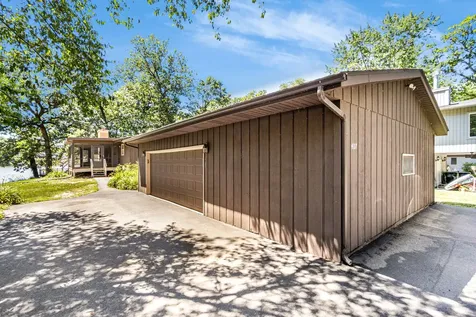 407 Holiday Drive Lake Holiday IL 60552