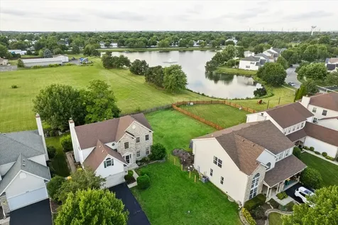 1888 Shoreline Court Romeoville IL 60446