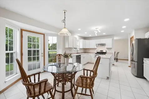1888 Shoreline Court Romeoville IL 60446