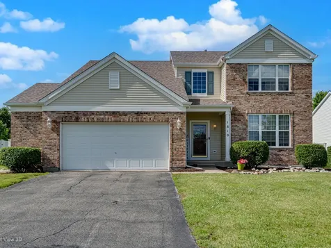 1810 Hunter Drive Shorewood IL 60404