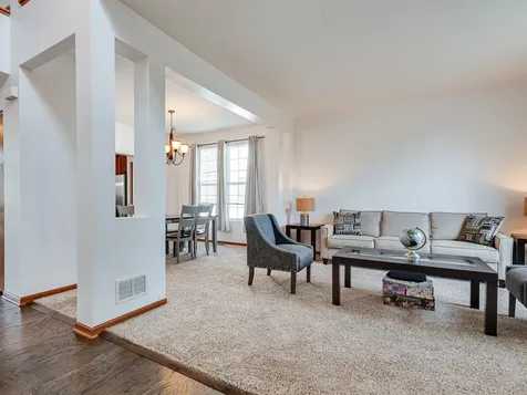 1810 Hunter Drive Shorewood IL 60404