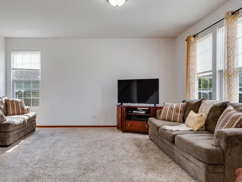1810 Hunter Drive Shorewood IL 60404