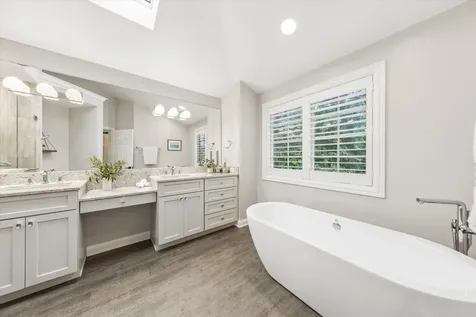 827 Birch Avenue Downers Grove IL 60515