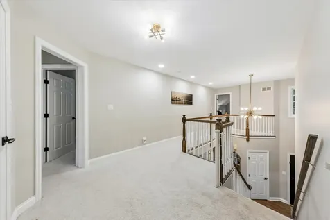 827 Birch Avenue Downers Grove IL 60515
