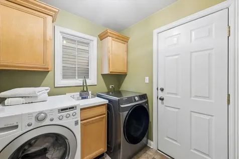 827 Birch Avenue Downers Grove IL 60515