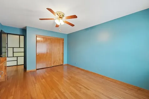 9817 Tulley Avenue Oak Lawn IL 60453
