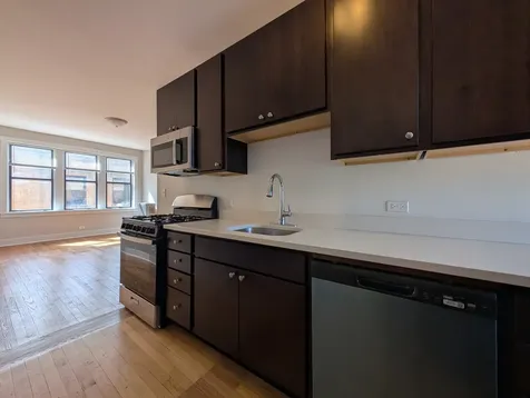1530 North Kedzie Avenue Chicago IL 60651