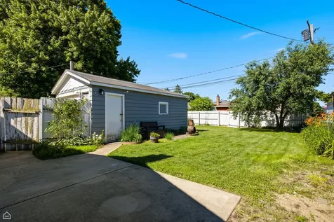 8940 South Utica Avenue Evergreen Park IL 60805
