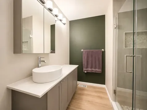 1891 Fox Run Drive Elk Grove Village IL 60007