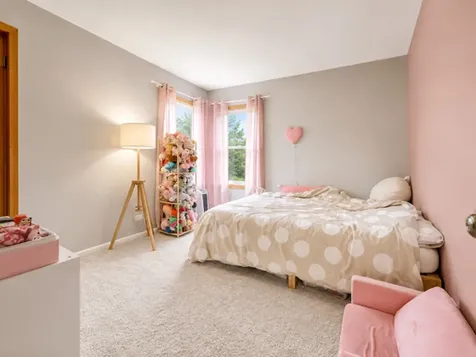 1891 Fox Run Drive Elk Grove Village IL 60007
