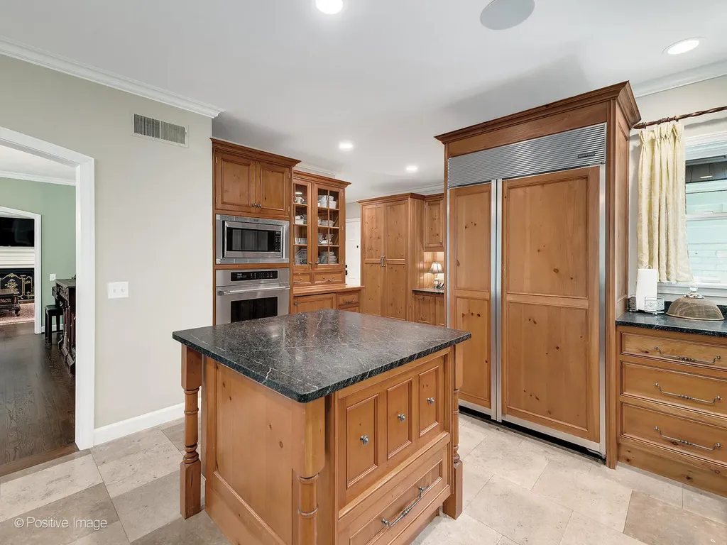620 South Elm Street Hinsdale IL 60521