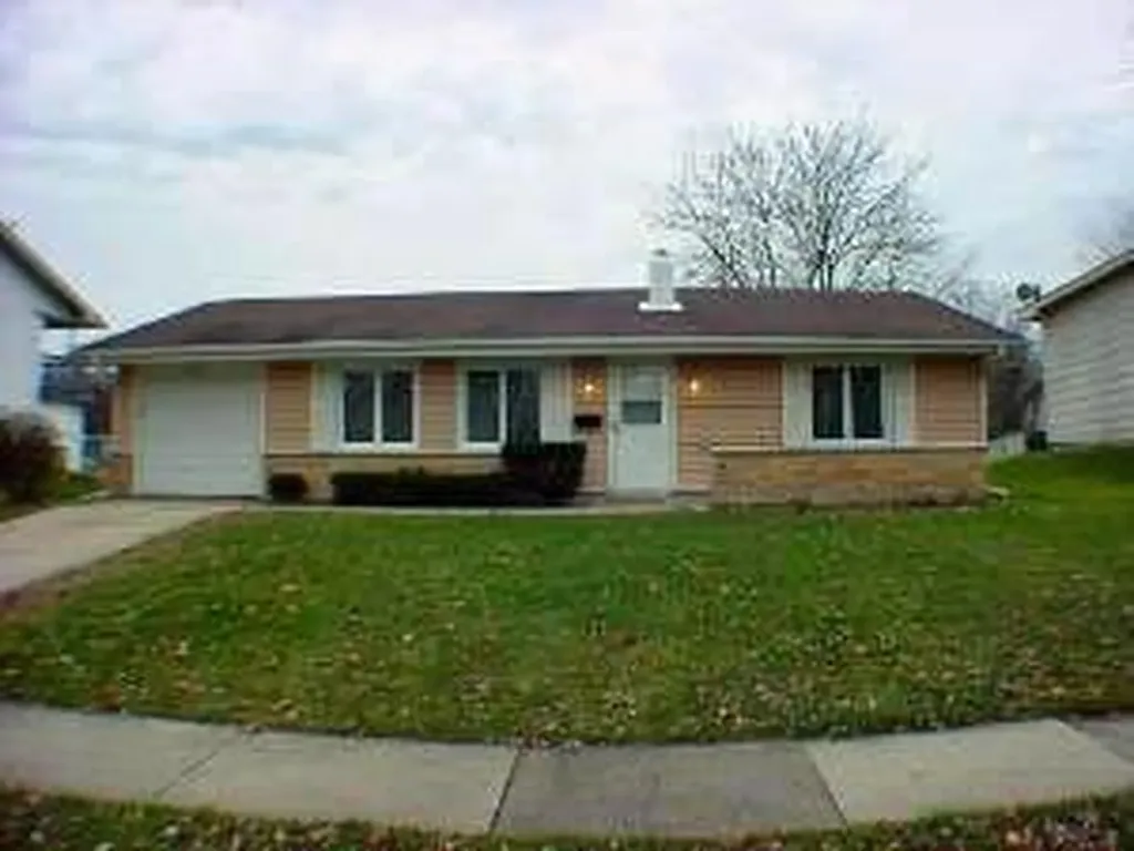 1475 Rosedale Lane Hoffman Estates IL 60169