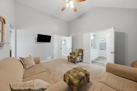 2814 Miller Road Geneva IL 60134