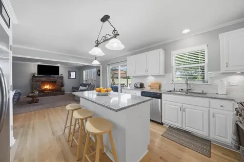 2814 Miller Road Geneva IL 60134