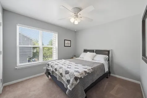 2814 Miller Road Geneva IL 60134