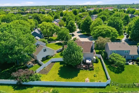2814 Miller Road Geneva IL 60134