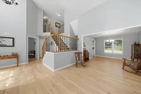 2814 Miller Road Geneva IL 60134
