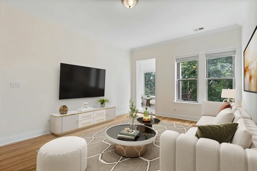6208 South Evans Avenue Chicago IL 60637