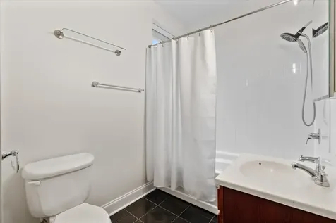 6208 South Evans Avenue Chicago IL 60637
