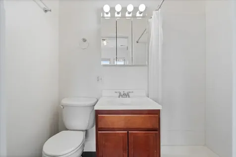 6208 South Evans Avenue Chicago IL 60637