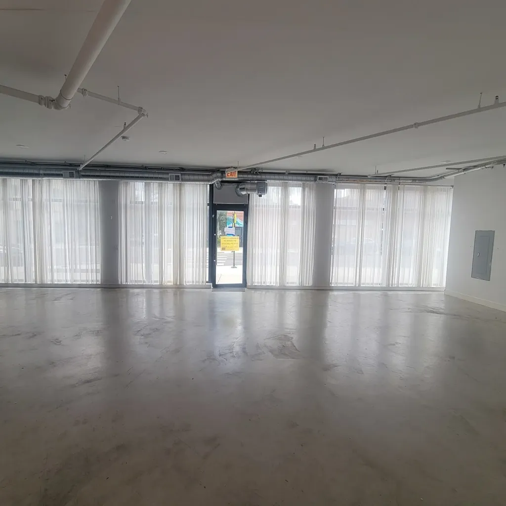 3069 North Milwaukee Avenue Chicago IL 60647