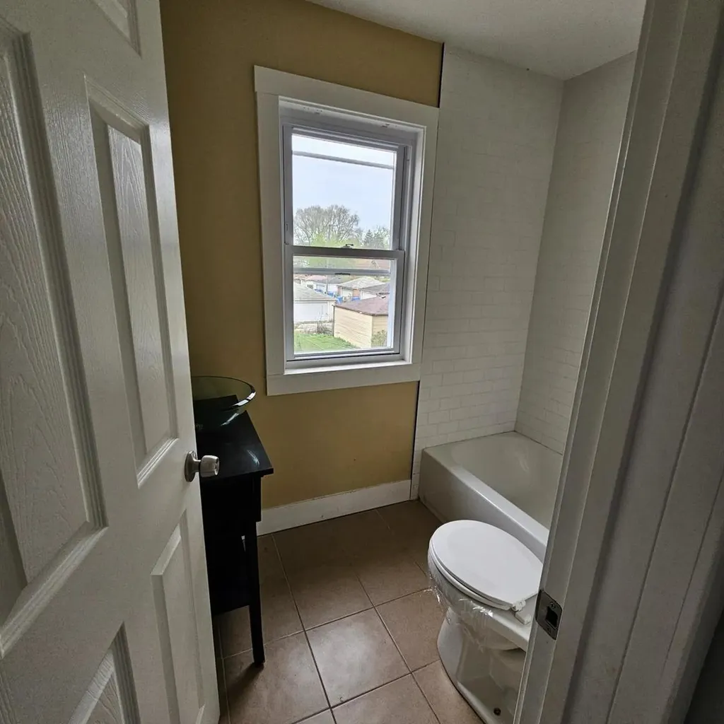2608 East 92nd Street Chicago IL 60617