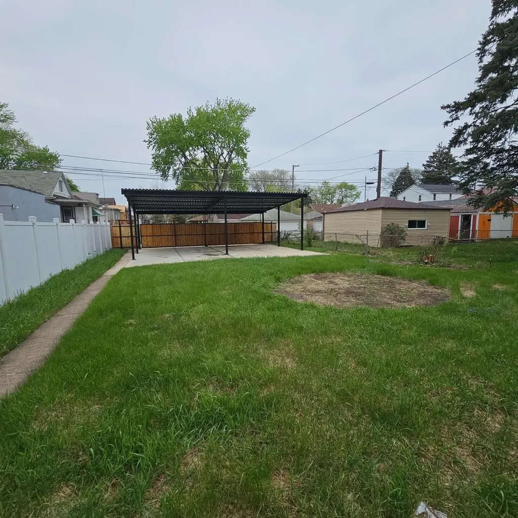 2608 East 92nd Street Chicago IL 60617