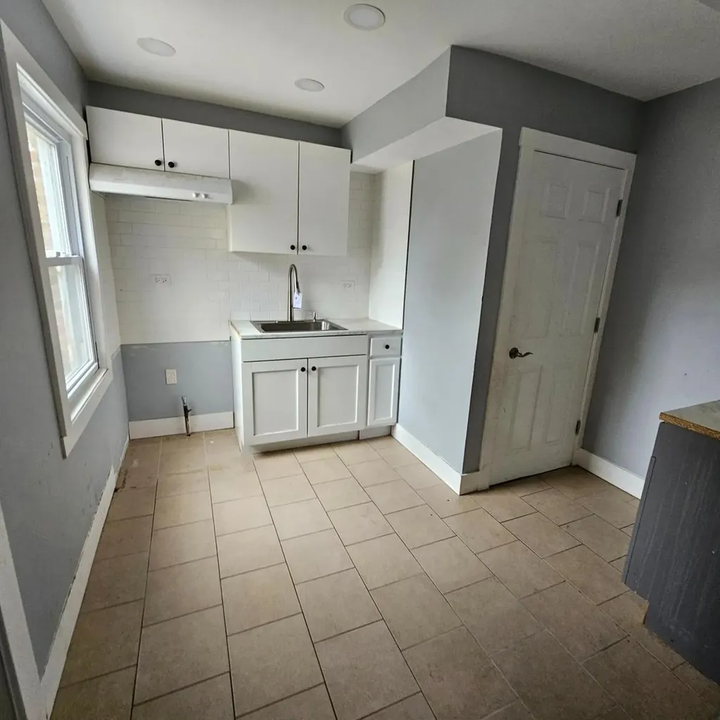 2608 East 92nd Street Chicago IL 60617