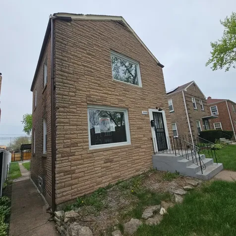 2608 East 92nd Street Chicago IL 60617
