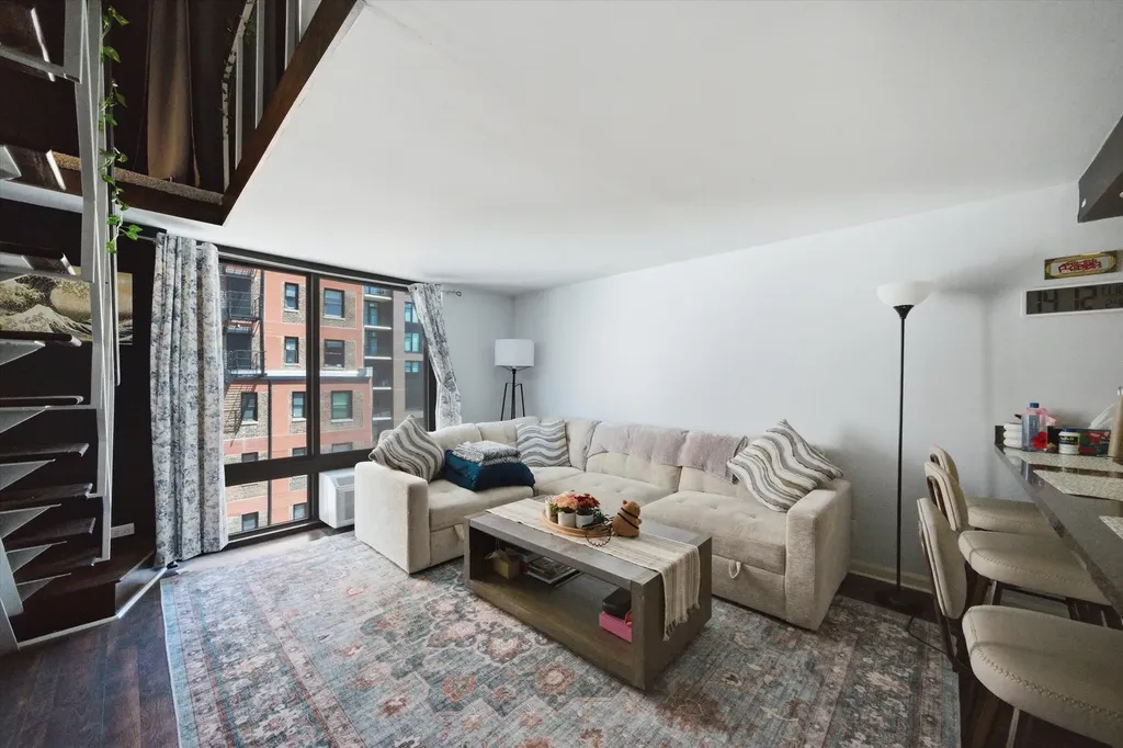 1221 North Dearborn Street Chicago IL 60610