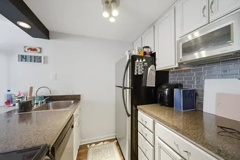 1221 North Dearborn Street Chicago IL 60610