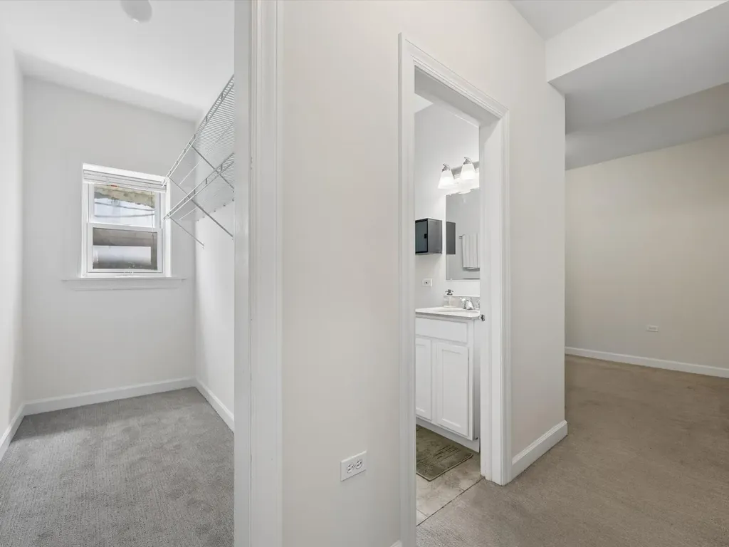 3042 West Diversey Avenue Chicago IL 60647
