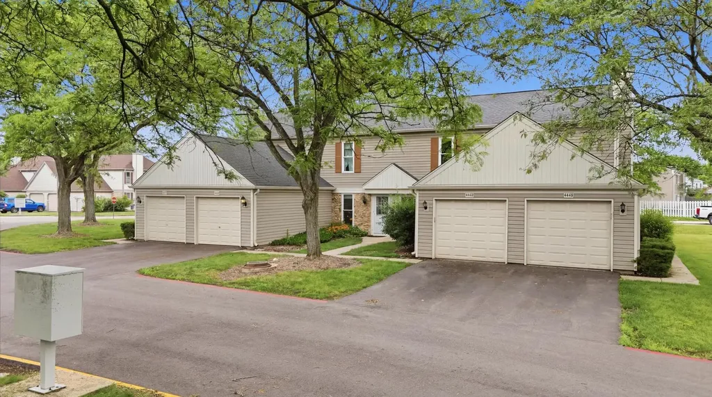 2674 Waterford Court Aurora IL 60502