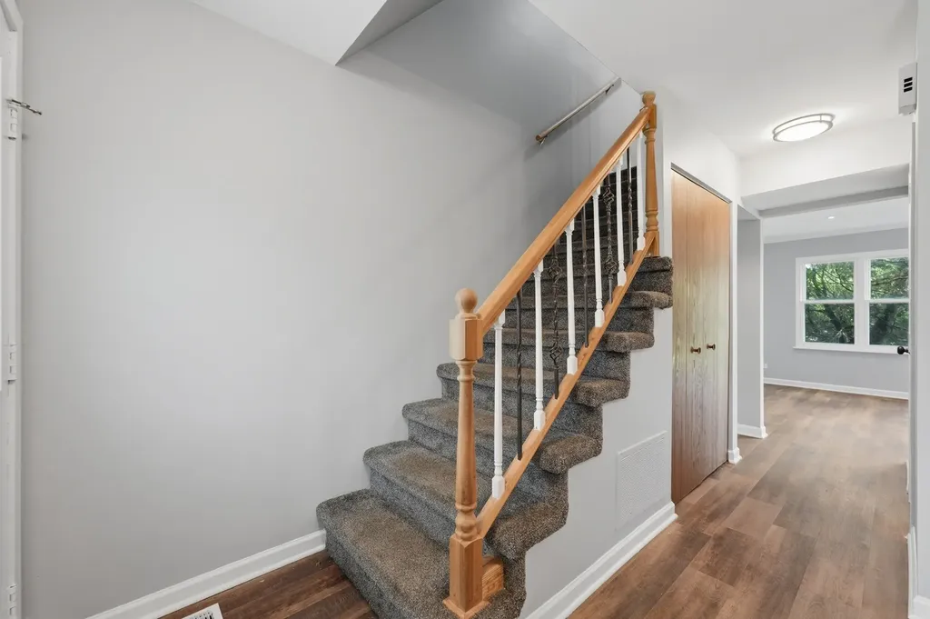 2674 Waterford Court Aurora IL 60502